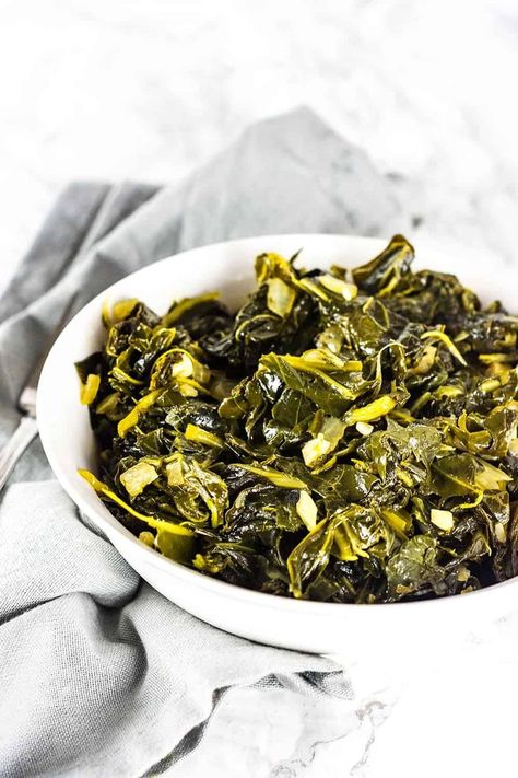 Vegan Turnip Greens Recipe, Mixed Greens Recipe, Alkaline Dinner, Vegan Greens, Alkaline Meals, Greens Recipes, Southern Greens, Vegan Soul Food, Alkaline Recipes