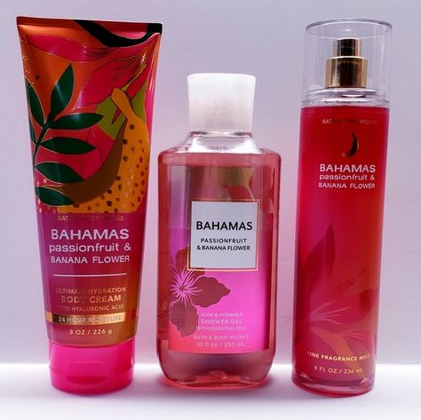 Bahamas Passionfruit & Banana Flower Body Cream,Shower gel, Fragrance Mist Passion Fruit Perfume, Fruit Perfumes, Pineapple Leaves, Flower Perfume, Banana Flower, Perfume Photography, Bath And Body Work, Bath And Body Works Perfume, Flower Bath