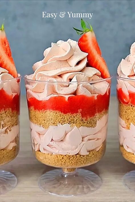 Strawberry dessert cups Strawberry Dessert Cups, Mousse Cups, Strawberry Parfait, Bridal Shower Desserts, Dessert Bar Wedding, Strawberry Mousse, Strawberry Dessert, Bake Dessert, Strawberry Desserts