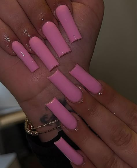 Summer Acrylic Nails Long Square, Long Square Nails Solid Color, Simple Extra Long Nails, Long Acrylic Nails Simple Design, Long Nails One Color, Long Square Acrylic Nails Designs For Summer, Unique Acrylic Nails Creative Long, Acrylic One Color, Pink Nail Sets Long