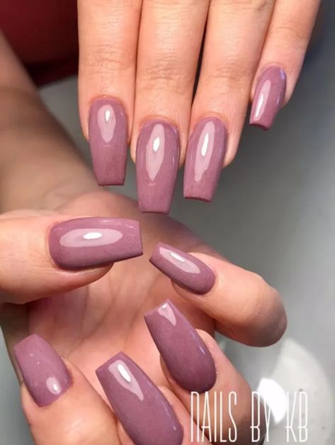 Judy Nails, Mauve Nail Polish, Purple Nail Art Designs, Pink Toe Nails, Bridesmaids Nails, Butterfly Nail Designs, Pink Nail Colors, Mauve Nails, Purple Nail Art