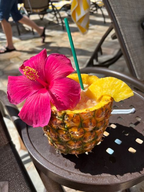 tropical // fruity // drink // flower // pineapple cup // my pic ☻ Pineapple Cup, Pineapple Drinks, Fruity Drinks, Oahu, Good Eats, Pineapple, Drinks, Flowers