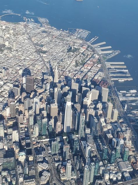 “Looking down into San Francisco from my flight this morning.” - Via Collin Quesenberry, 1-19-2023 City Skylines, World Cities, San Fran, San Francisco Bay, San Francisco Bay Area, City Skyline, Study Abroad, Metropolis, Bay Area