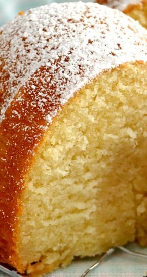 Best Butter Cake Best Butter Cake Recipe, Best Pound Cake Recipe, Butter Pound Cake, Butter Cake Recipe, Easy Butter, Best Butter, Cakes Recipes, Bundt Cakes Recipes, Bundt Cakes