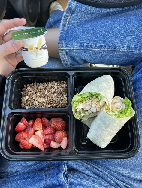 School Lunch Recipes, Healthy Lunch Snacks, Meal Prep Snacks, Healthy Lunch Meal Prep, Healthy Food Inspiration, Easy Healthy Meal Prep, Healthy Food Dishes, Healthy Food Motivation, Healthy Lifestyle Food