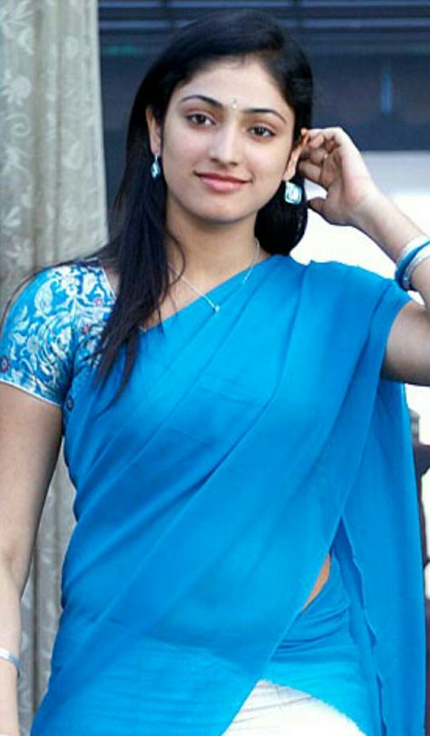 Haripriya Hari Priya, No Looking Back, Saree Navel, Blue Beauty, Actress Hot Pics, Indian Actress Hot Pics, Sit Up, Half Saree, Hot Pics