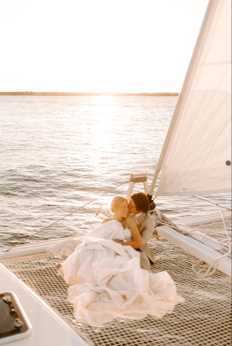 Yacht Film Photography, Wedding On Catamaran, Flowy Silk Wedding Dress, Sailboat Wedding Photos, Sailboat Wedding Ceremony, Wedding Sailboat, Catamaran Wedding, Sailboat Photos, Sailing Wedding