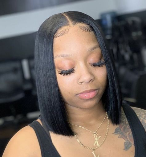 Middle Part Bob Black Women Quick Weave, Bob With Leave Out, Bob Hairstyles For Black Women Middle, Middle Part Bob Quick Weave, Bob Weave Hairstyles, Short Hair Colour, Natural Hair Bob Cut, Middle Part Bob, Colored Hairstyles