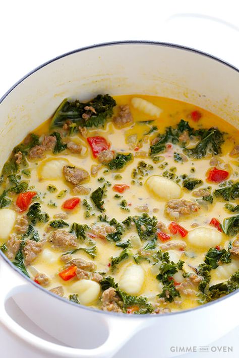 Creamy Gnocchi, Zuppa Toscana Soup, Classic Restaurant, Gnocchi Soup, Gimme Some Oven, Kale Soup, Kale Recipes, Soup And Stew, Think Food