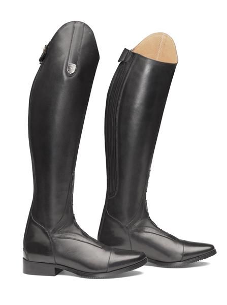 Field Boots, Beautiful Field, Mountain Horse, Rider Boots, Paddock Boots, Equestrian Boots, Tall Riding Boots, Leather Riding Boots, Comfortable Heels