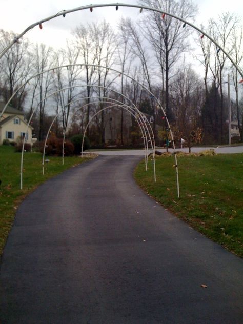 Here is how I made my thirty foot PVC arches going down my driveway.  They only use a few pieces of PVC and a single strand of C7 bulbs.  This is a very simple build that almost anyone can do and it looks great. Christmas Light Tunnel, Christmas Pictures With Lights, Christmas Arch, Christmas Lights Outside, Light Tunnel, Pretty Christmas Decorations, Diy Christmas Lights, Christmas Light Installation, Hanging Christmas Lights