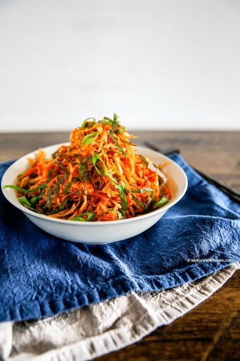 Korean Coleslaw Recipe, Korean Coleslaw, Korean Cabbage Salad, Korean Bbq Side Dishes, Korean Cabbage, My Korean Kitchen, Korean Meals, Bbq Side Dish, Korean Kitchen