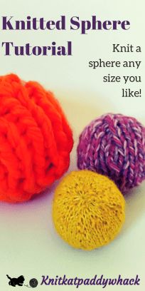 Knit Ball Pattern, How To Knit A Ball, Knitted Ball, Material Crafts, Animal Knitting, Knit Toys, Beginner Knitting, Mattress Stitch, Crochet Ball