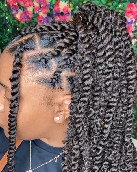 Easy Long Lasting Hairstyles, Hairstyles African Hair, Hair Braiding Styles, African Hair Braiding, Passion Twist Hair, Cabello Afro Natural, Passion Twists, Braiding Styles, Big Box Braids Hairstyles