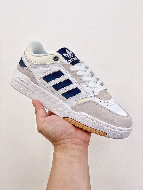 Adidas Drop Step, Brand Sneakers, Casual Sport, Trending Sneakers, Casual Sport Shoes, Sneaker Brands, Mens Casual, Mens Casual Shoes, Casual Sneakers