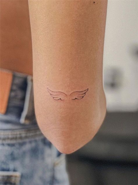 Angel Tattoo Simple Tiny, Pretty Back Tattoos, Tiny Tattoo Designs, 40 Aesthetic, Tattoo Artist Tattoo, Tato Minimal, Cute Simple Tattoos, Tato Henna, Artist Tattoo