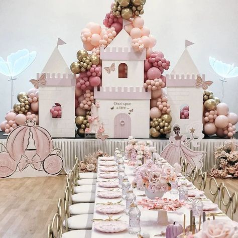 Poppy Greenhalgh | Fairytales really do come true o The most magical princess party teaparty for Timore's 5th birthday The cutest princess tea table & our… | Instagram Baby Princess Party, Castle Birthday Party, Sweet Treats Party, Fairytale Birthday, Day Planning, Magical Princess, Barbie Theme Party, Princess Birthday Party Decorations, Princess Theme Birthday