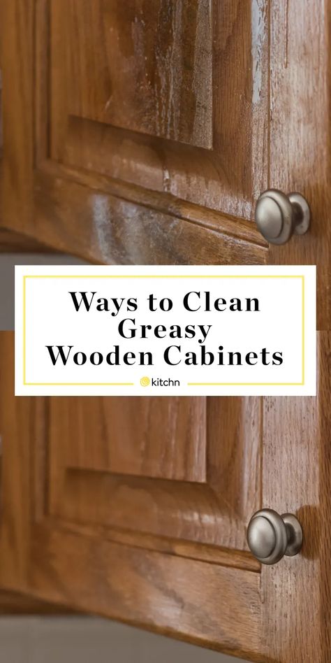 Cleaning Wooden Cabinets, Cabinet Cleaner, Wooden Kitchen Cabinets, Cleaning Cabinets, Clean Kitchen Cabinets, Wood Cleaner, Homemade Cleaning Solutions, Kitchen Cleaner, Wood Kitchen Cabinets