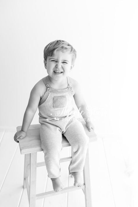 Toddler Boy Photography, Headshot Studio, Toddler Portraits, Toddler Poses, Toddler Pictures, Toddler Photoshoot, Baby Wardrobe, 2nd Birthday Boys, Toddler Photos