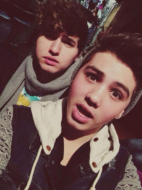 Sam pottorff and Jc Caylen from o2l in london Trevor Moran, Sam Pottorff, Luke Brooks, Our2ndlife, Ricky Dillon, Connor Franta, Kian Lawley, Tyler Oakley, Magcon Boys