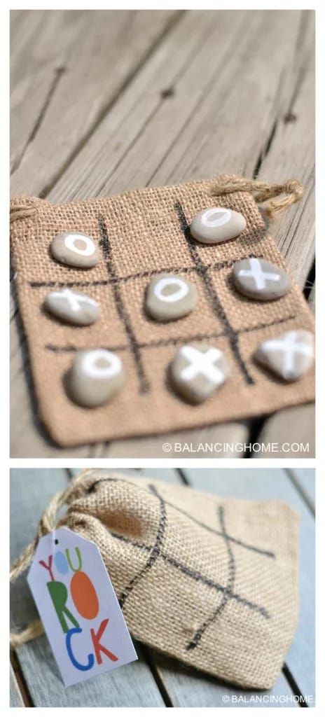 Easy Homemade Gift Ideas to Make this Year! Tic Tac Toe rock game Tic Tac Toe Rocks, Bff Christmas, Diy Pom Pom, Diy Bebe, Diy Gifts For Kids, Tic Tac Toe Game, Cadeau Diy, Baby Diy, Camping Crafts