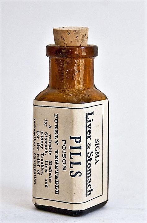 Medicine Label, Pill Packaging, Old Medicine, Vintage Medicine Bottle, Antique Medicine Bottles, Old Medicine Bottles, Medical Packaging, Medicine Packaging, Bottle Images