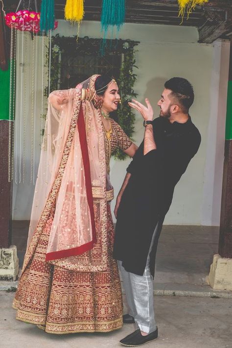 #Bhaidooj Special: Wedding Day Pictures of Siblings Wedding Photography Poses Family, Marriage Poses, Indian Wedding Poses, Bride Photos Poses, Indian Wedding Photography Couples, Bridal Photography Poses, Indian Bridal Photos, Indian Wedding Couple Photography, Indian Wedding Couple