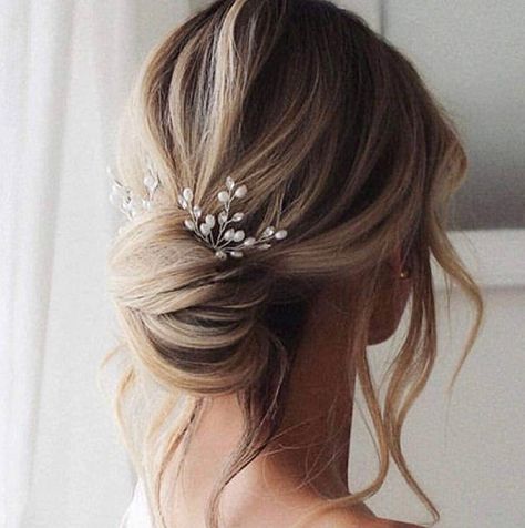 Bride Headpiece Pearl, Crystal Wedding Hair Accessories, Pearl Hair Pin Wedding, Bride Hair Pins, Bridal Hair Pins Pearl, Hair Pins Bridal, Wedding Hair Up, Hair Accessories Wedding, Bridal Hair Piece