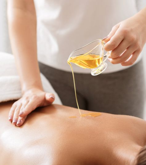 Essential Oil Massage, Carrot Seed Essential Oil, Ayurvedic Massage, Essential Oils For Massage, Deep Massage, Massage Oils, Aromatic Oils, Skin Science, Therapeutic Massage