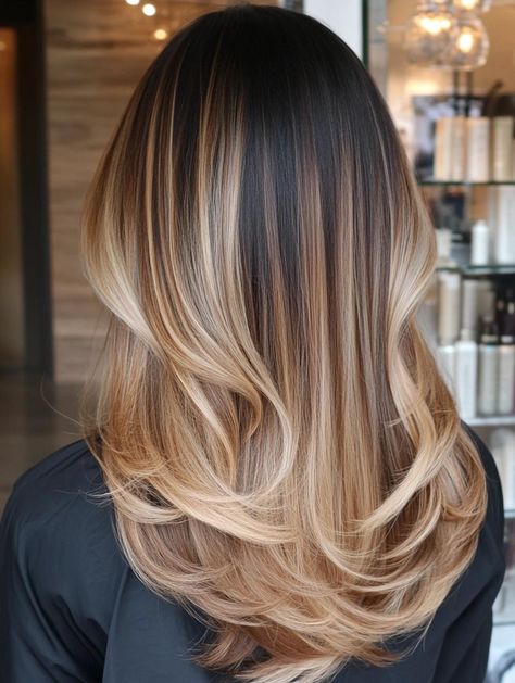 Gorgeous Blonde Balayage on Dark Hair – Transform Your Look with a Natural Gradient Blonde Balayage On Dark Hair, Balayage On Dark Hair, Highlights On Dark Hair, Pinterest Haircuts, Platinum Highlights, Curly Pixie Haircuts, Choppy Bob Haircuts, Bronde Balayage, Wavy Bob Hairstyles