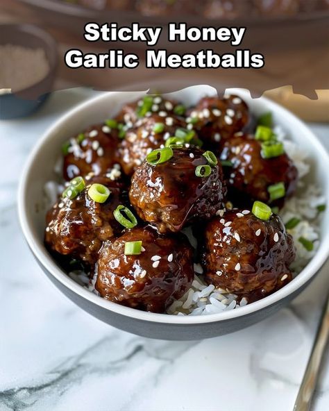 Recipes Masters Sticky Honey Garlic Meatballs, Honey Garlic Meatballs, Garlic Meatballs, Mini Meatballs, Meatball Ingredients, Honey Garlic, Meat Dishes, Asian Food, Bread Crumbs