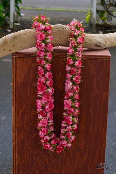 Pink Rope Rose Lei Kui & I Florist, LLC Hilo, Hawaii kuiandiflorist.com #kuiandi #florist #hilo #hawaii #bigisland #rose #luckywelivehawaii #lei #flowerlei Pink Roses Garland, Rose Lei, Rose Garland Wedding, Flower Garland Diy, Indian Wedding Garland, Indian Wedding Flowers, Wedding Flower Jewelry, Garland Wedding Decor, Flower Garland Wedding