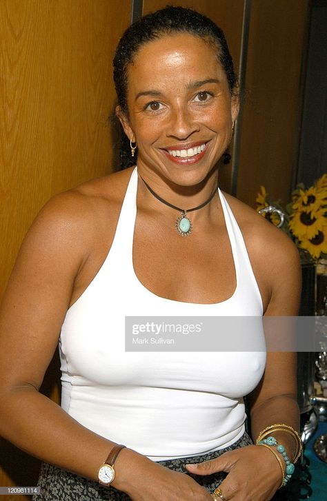 News Photo : Rae Dawn Chong during The Tennis Channel's "First... Good Morning Tuesday Inspiration, Morning Gorgeous Quotes, Good Morning Gorgeous Quotes, Good Morning Thursday Quotes, Romantic Good Morning Message, Rae Dawn Chong, Good Morning Message, Romantic Good Morning Messages, Famous Moms