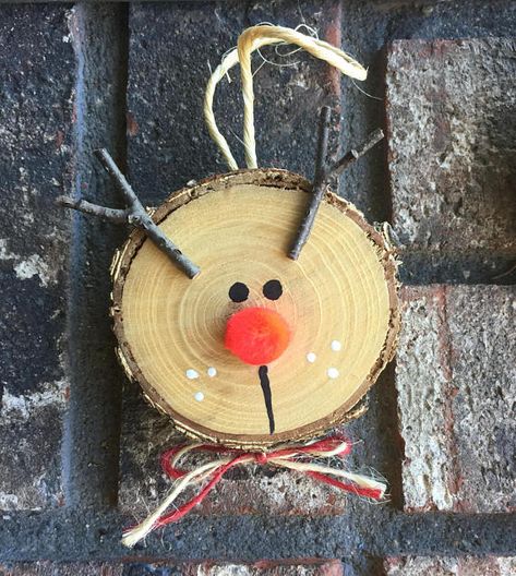 Rustic Reindeer Ornaments / Wood Slice Rudolph Ornaments / Rudolph Ornaments, Rustic Reindeer, Ornaments Wood, Log Slice, Wooden Reindeer, Winter Ornaments, Wooden Christmas Tree, Reindeer Ornaments, Diy Christmas Decorations Easy