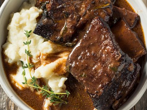 Red Wine Braised Short Ribs - Simple Pleasures Braised Short Ribs Recipe, Boneless Short Ribs, Boneless Beef Short Ribs, Beef Short Rib Recipes, Short Ribs Recipe, Potted Beef, Short Rib, Ribs Recipe, Braised Short Ribs