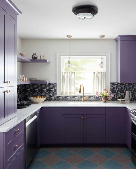 24 Beautiful Kitchen Floor Tile Ideas, From Whimsical Patterns to Bold Colors Kitchen Hardware Trends, Stove Board, Colors For Walls, Floor Tile Ideas, Gothic Kitchen, Kitchen Floor Tiles Ideas, Matte Black Kitchen, Purple House, Creative Flooring