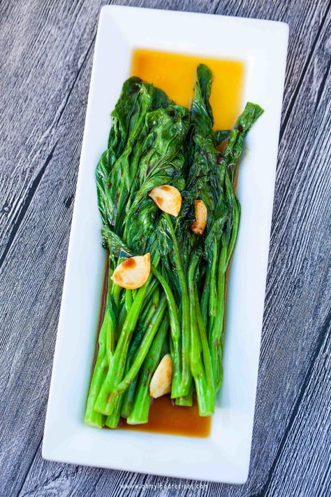 Garlic Yu Choy sum #Veggies Yu Choy Recipe, Choy Sum Recipe, Yu Choy, How To Cook Garlic, Recipe Korean, Tofu Pudding, Choy Sum, Chinese Vegetables, Mapo Tofu