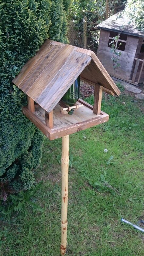 Large bird feeder. Large Bird Feeder, Large Bird Feeders, Bird House Feeder, Plant Pot Diy, Garden Plant Pots, Diy Bird Feeder, Diy Birds, Bird Feeder, Diy Outdoor