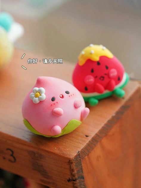 Cute Clay Figures Kawaii, Kawaii Air Dry Clay Ideas, Air Dry Clay Animals, Kawaii Clay Charms, Porcelain Charms, Clay Arts, Polymer Clay Gifts, Polymer Clay Kawaii, Daisy Wallpaper