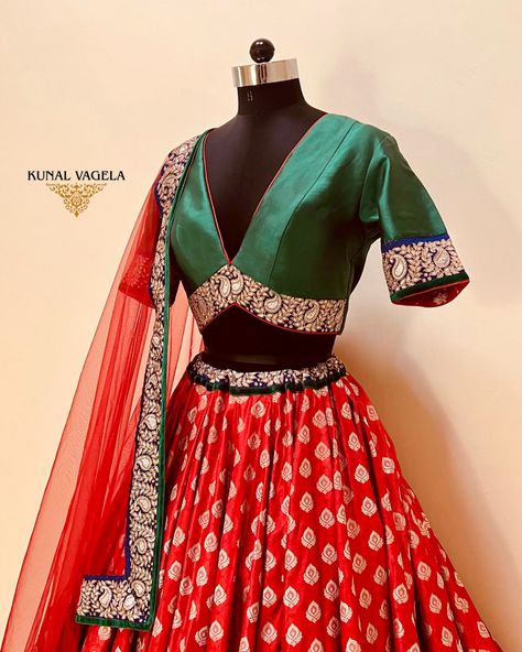 RED AND GREEN BANARASI LEHENGA Kindly note - This Image has copyrighted under Intellectual Property Rights, any unauthorised usage will be report to Instagram. #bridal #couture #handcraftedinindia #lehenga #banarasilehenga #weddinglehenga #kunalvagela Red Banarasi Lehenga, Red And Green Lehenga, Green Banarasi Lehenga, Lehenga Simple, Fashionable Saree, Ghaghra Choli, Intellectual Property Rights, Latest Bridal Lehenga, Choli Blouse