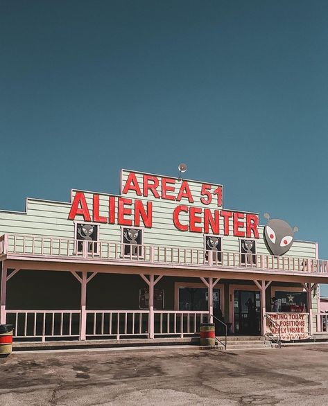 Desert Alien, Food Advertisement, Area 51 Aliens, Nevada, Las Vegas, Road Trip, Signs