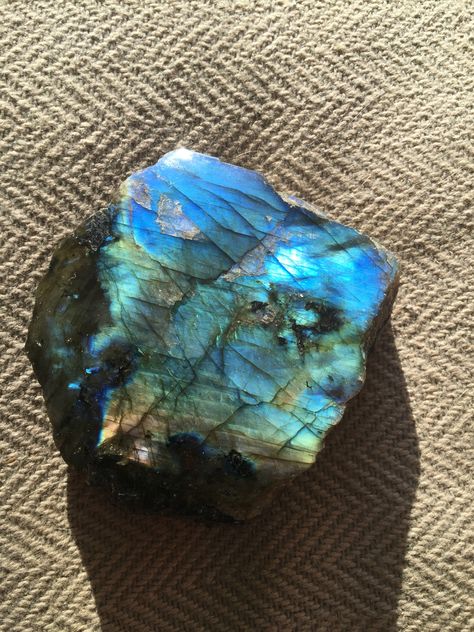 Labradorite Aesthetic, Labrodite Crystal Aesthetic, Laborite Stone, Labradorite Crystal Aesthetic, Labrodite Crystal, Laborodite Crystal, Crystals Labradorite, Unique Labradorite Jewelry Collectible, Crystal Labradorite