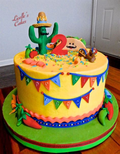 Mexican Fiesta Cake Boy, Taco Cakes Birthday, Taco Party Cake Ideas, Taco Theme Birthday Cake, Threesta Birthday Party Cake, Fiesta Birthday Cake Ideas, Taco Themed Cake, Fiesta Theme Birthday Cake, Taco Bout Two Birthday Cake