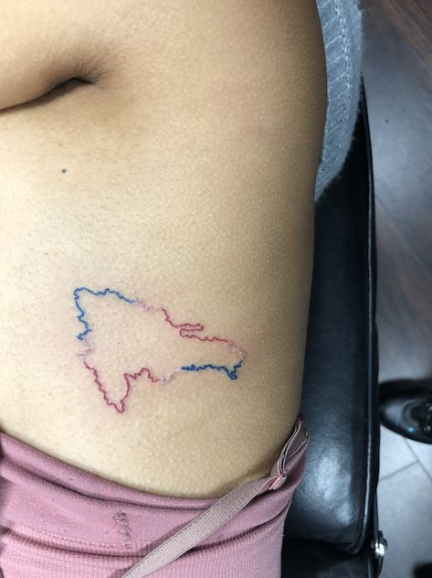 Dominican Republic map outline tattoo Map Outline Tattoo, Dominican Republic Tattoo, Dominican Republic Tattoo Ideas, Dominican Tattoo, Latina Tattoo Ideas, Dr Tattoo, Dominican Republic Map, Outline Tattoo, Henna Tattoo Hand