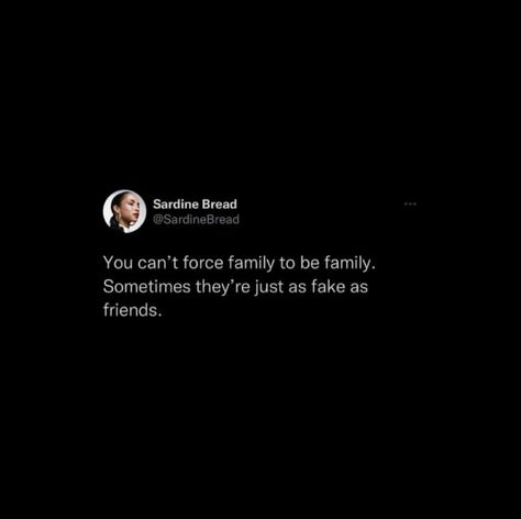 Family Is Fake Quotes, Quotes About Liars Friends, Throwing Shade Quotes Friends, Shady Posts Quotes, Fake Family Tweets, Quotes About Fake Family, Fake Friends Tweets, Fake Friends Quotes Betrayal, Fake Family Quotes