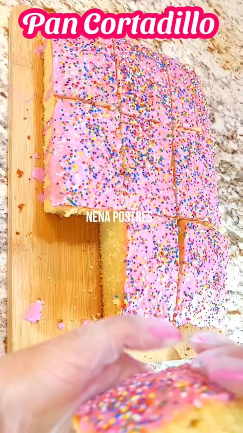 Pan 🍞 Cortadillo 😋 Suavecito❗️ | By Nena Postres Cortadillo Pan, Mexican Pastries, No Cook Desserts, Cake Cookies