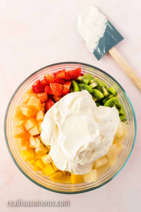 Hawaiian Cheesecake Salad, Cheesecake Fruit Salad Recipes, Hawaiian Salad Recipes Fruit, Hawaiin Pasta Salad, Hawaii Cheesecake Fruit Salad, Watergate Salad, Tropical Salad, Bake Sale Recipes, Vanilla Paste