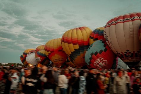 2024 Albuquerque International Balloon Fiesta! Did you know that this is the most photographed event in the world? If you think about that more, it’s actually kind of wild! And I’m fortunate enough to live right down the road from it! It still takes my breath away every year! There’s just something so special about it! ✨ #2024balloonfiesta #newmexico #abq #sony #internationalballoonfiesta #balloonfiesta #mostphotographed Alberquerque Balloon Festival, Balloon Fiesta Albuquerque, Albuquerque Balloon Fiesta, Take My Breath, New Mexico, The Road, Balloons, Road, The World