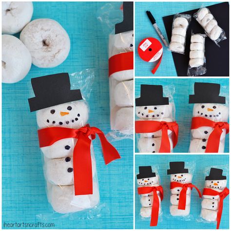 Donut Snowman, Marketing Goodies, Snowman Donuts, Arts N Crafts, Christmas Party Snacks, Classroom Snacks, School Christmas Party, Kids Christmas Party, School Treats