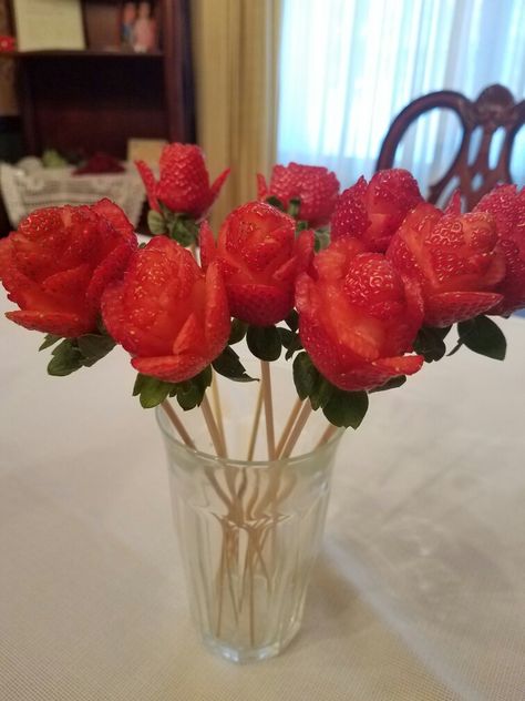 Rose Strawberry, Rose Strawberries, Rose Themed Food, Strawberry Rose, Flower Snacks, Strawberry Wedding Theme, Strawberry Rose Bouquet, Candied Strawberry Roses, Teacup Strawberries